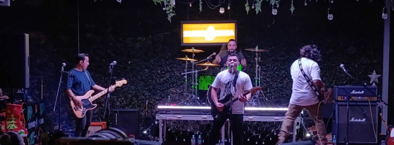 Image Gallery – Navidad Punk – Metamorffosis